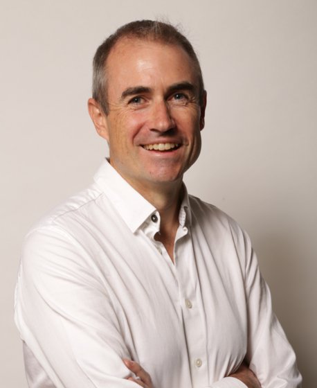 Strategic Blue Andy W 370 cropped 