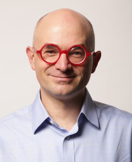 Strategic Blue Frank 096 cropped 